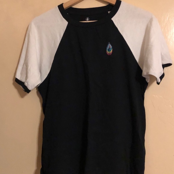 Volcom Unisex Black White Penny Tee Short Sleeve - Picture 2 of 5